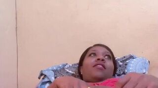 Sexy ebony morena black girl with super fat pussy masturbating watch till the end for surprise cums - porn video